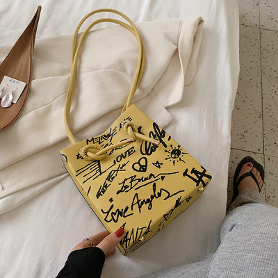 Ежедневна дамска чанта с дълги дръжки