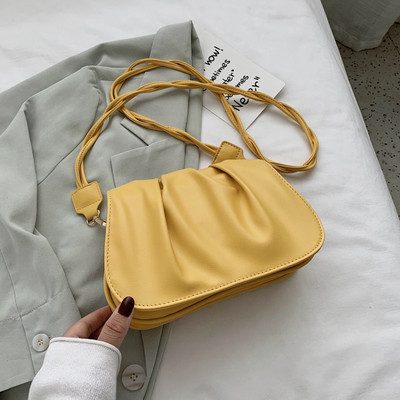 Дамска модерна чанта за през рамо изчистен модел