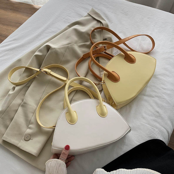 Korszerű női táska kerek formában