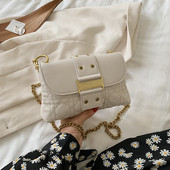 Naiste igapäevane metallist elementidega kott