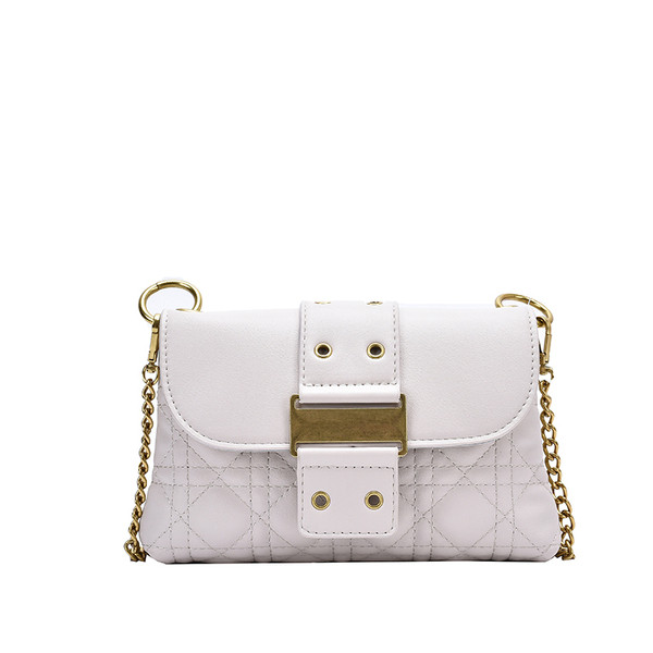 Naiste igapäevane metallist elementidega kott