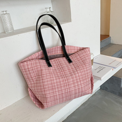 Női mindennapi kockás táska széles modell