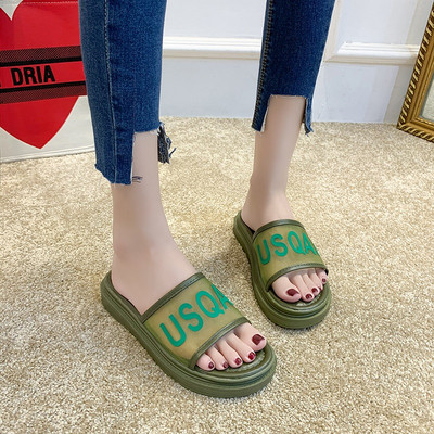 Alkalmi női papucs hálóval és felirattal