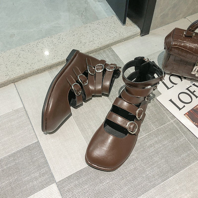 Öko bőrből készült, pántos női alkalmi cipő új modellje