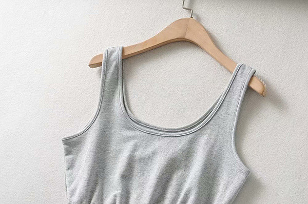 Női sport- és alkalmi szett mellesebb és hosszú nadrágból