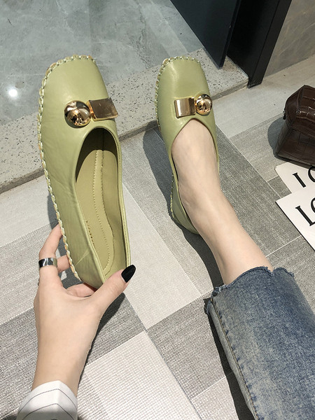 Casual ženske cipele od eko kože sa metalnim ukrasom