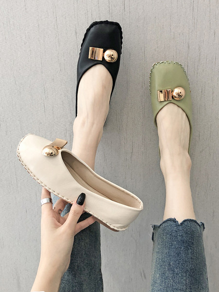 Casual ženske cipele od eko kože sa metalnim ukrasom