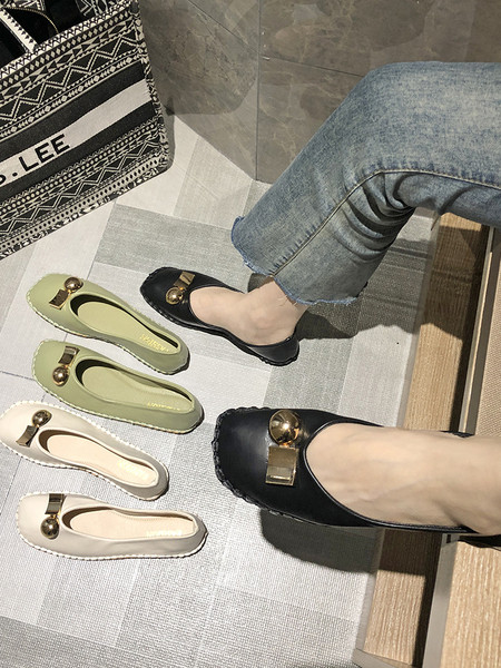 Casual ženske cipele od eko kože sa metalnim ukrasom