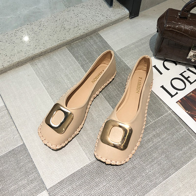 Női alkalmi cipő eko bőrből, fém díszítéssel