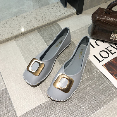 Női alkalmi cipő eko bőrből, fém díszítéssel