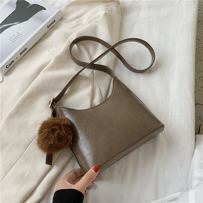 Retro stílusú női táska eko bőrből, cipzárral