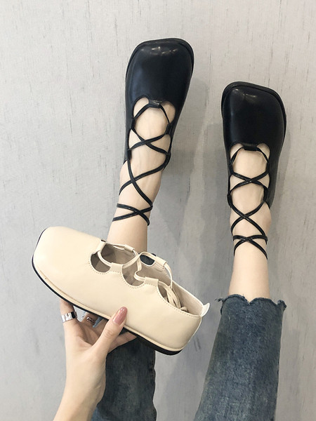 Öko bőrből készült modern, fűzős női cipő