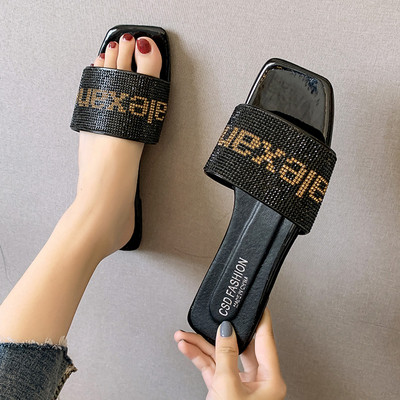 Ženske moderne papuče od kamena