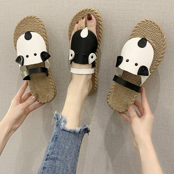 Novi model ženskih papuča sa ravnim potplatom i 3D elementom