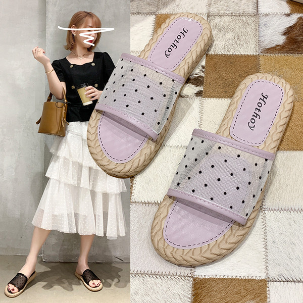 Alkalmi női papucs pöttyös lapos talppal