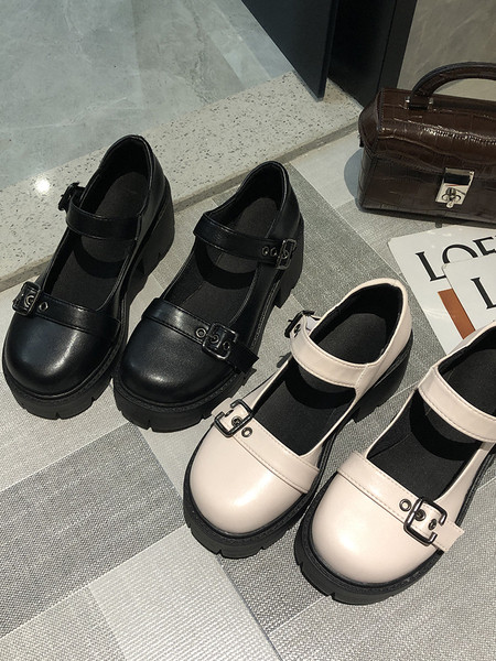 Női alkalmi cipő eko bőrből, fém csattal