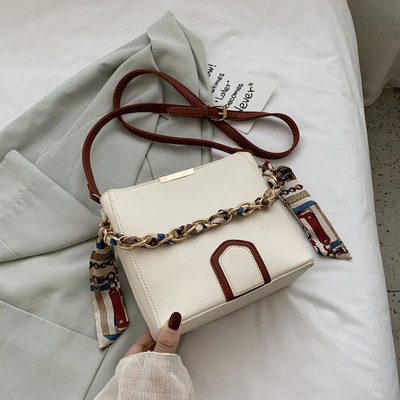 Stílusos női táska tiszta eco bőrből