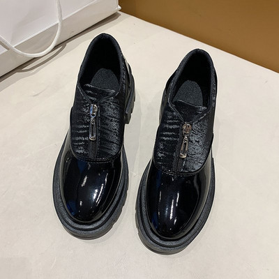 Γυναικεία έκο δερμάτινα παπούτσια με σόλα και φερμουάρ