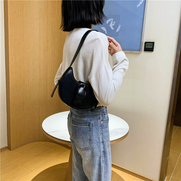 Modern női kerek táska sima modell