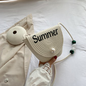 Modern női táska hosszú füllel, felirattal