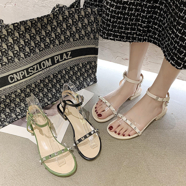 Női szandál szilikon pánttal