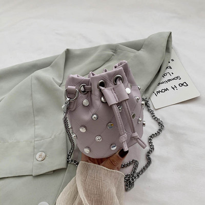 Dnevna ženska torba s dugom ručkom i ušicama