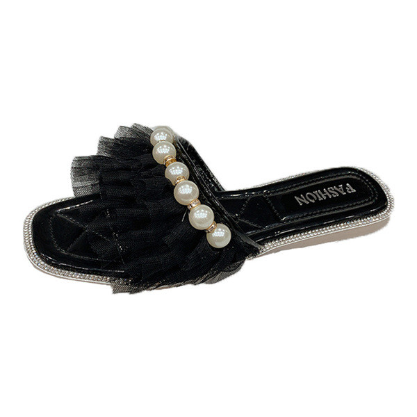 Moteriškos šlepetės plokščiu padu ir perlų elementu