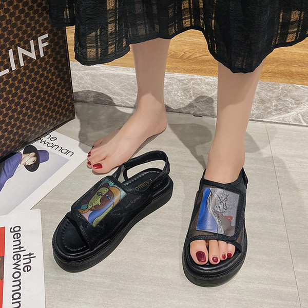 Modern női szandál színes rátéttel és tépőzáras foltokkal