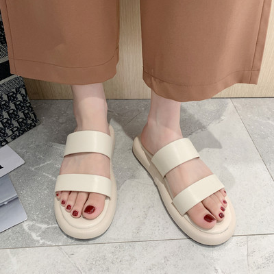 Lapos talpú női papucs