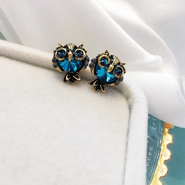 Női mindennapi fülbevaló bagoly formájú