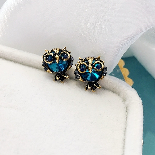 Női mindennapi fülbevaló bagoly formájú