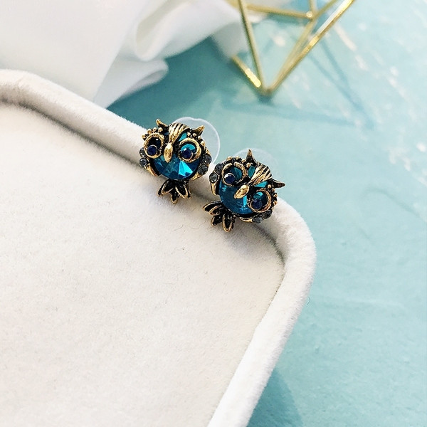 Női mindennapi fülbevaló bagoly formájú