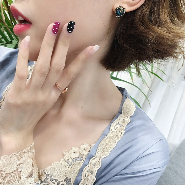 Női mindennapi fülbevaló bagoly formájú