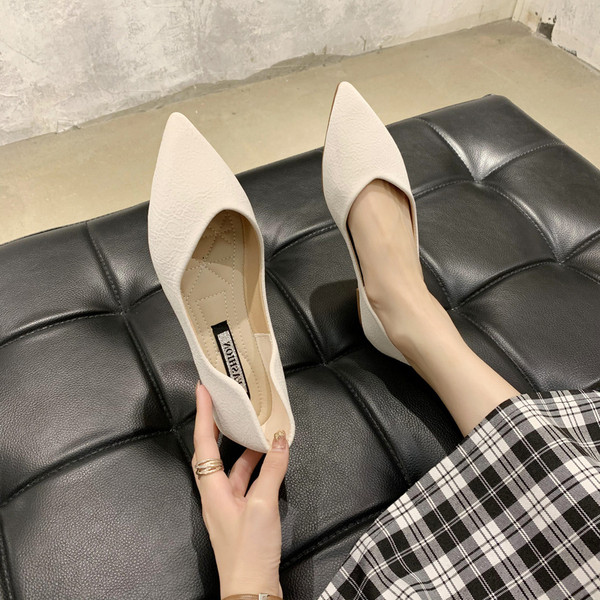 Új modell női cipő hegyes modell