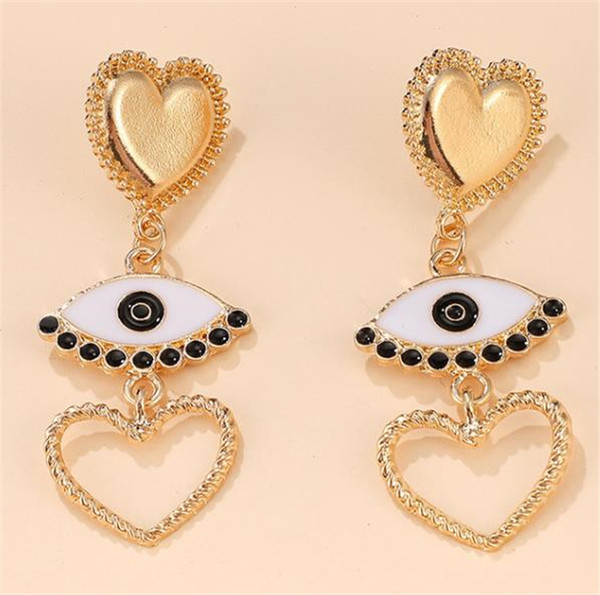 Függő szív alakú fülbevaló