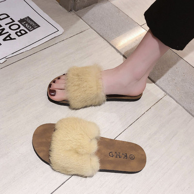 Női papucs lapos talppal és pehellyel - két modell