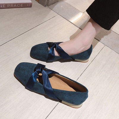 Lameda talla ja satiinpaeltega naiste vabaajajalatsid