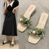 Modern női papucs átlátszó szögletes sarokkal