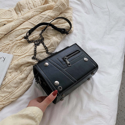 Eko bőrből készült alkalmi női táska cipzárral