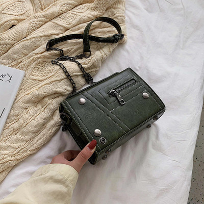 Eko bőrből készült alkalmi női táska cipzárral