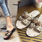 Modern női papucs kövekkel és gyöngyökkel