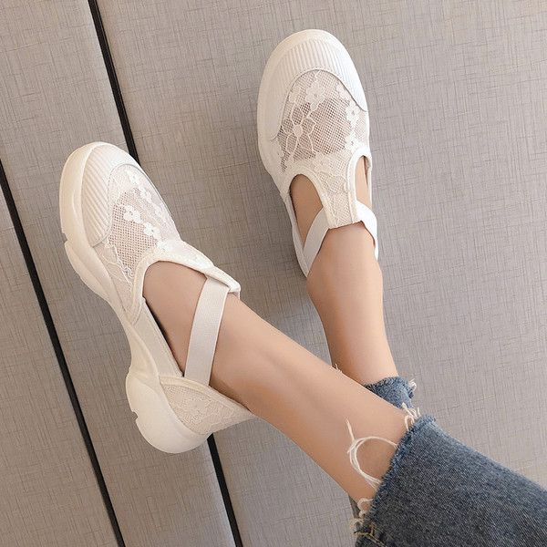 Női alkalmi cipő lapos talppal és hálóval