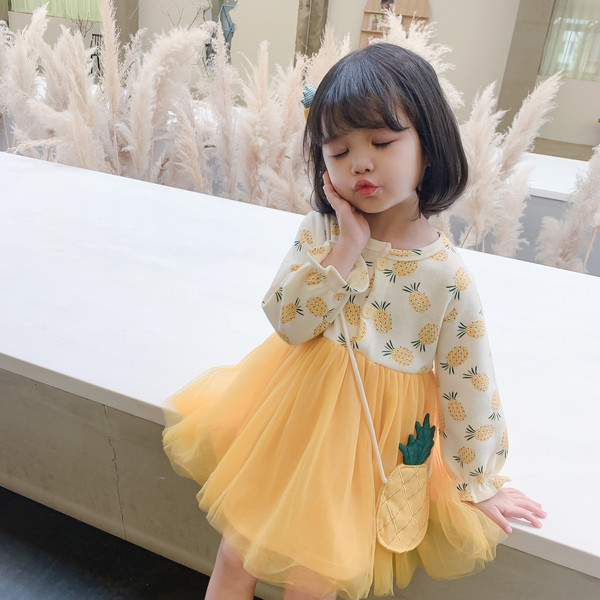 Modern, hosszú ujjú, tüll gyerekruha