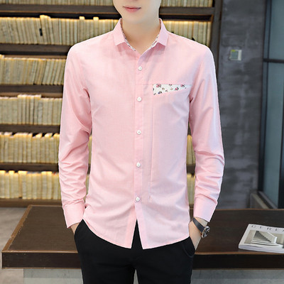 Stilingi vyriški marškiniai ilgomis rankovėmis ir gėlių motyvais