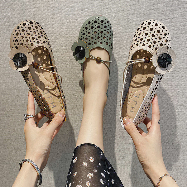 Pantofi casual dama din piele cu talpa plata si floare