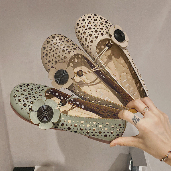 Pantofi casual dama din piele cu talpa plata si floare