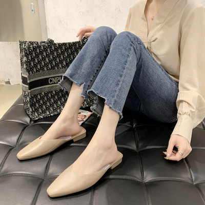 Modern női papucs műbőrből - hegyes modell