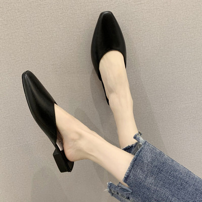 Modern női papucs műbőrből - hegyes modell