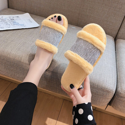 Naujo modelio moteriškos pūkinės šlepetės plokščiu padu