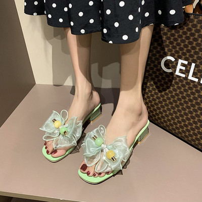 Modern női papucs tüll és szögletes sarokkal